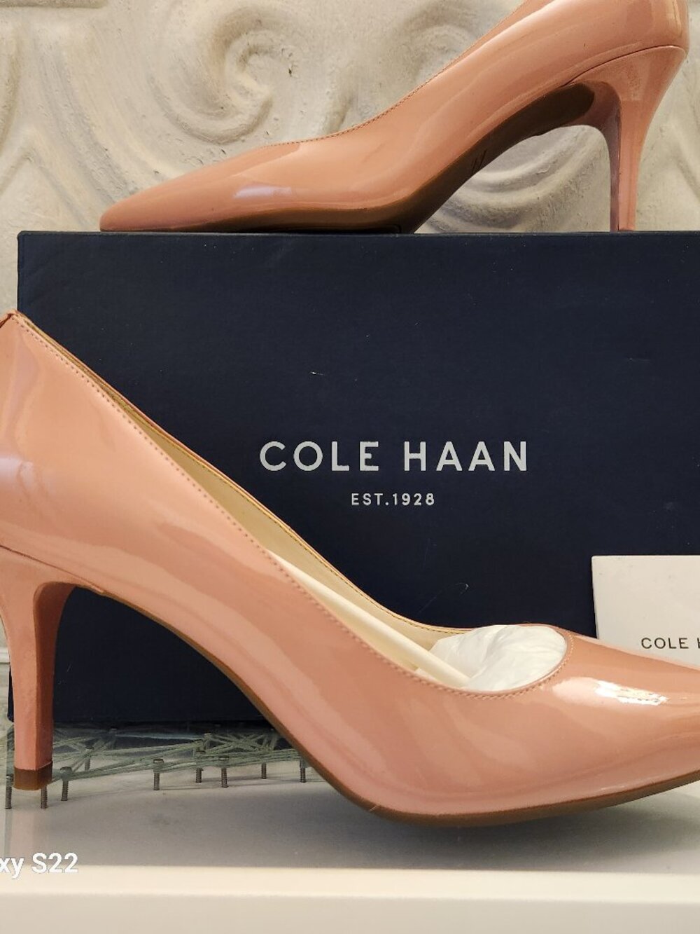 Cole Haan "Prieta Pump II" Peony Patent Leather Pumps. NIB Size 9B(regular)